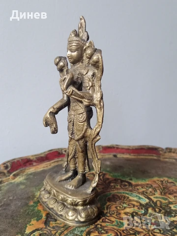 статуетка е изработена вероятно бронз или месинг Азия, снимка 2 - Статуетки - 50831758