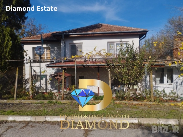 Двуетажна къща в село Опан, обл. Стара Загора, снимка 3 - Къщи - 52749344