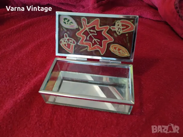 Красива стъклена кутия за бижута., снимка 3 - Колекции - 48989018