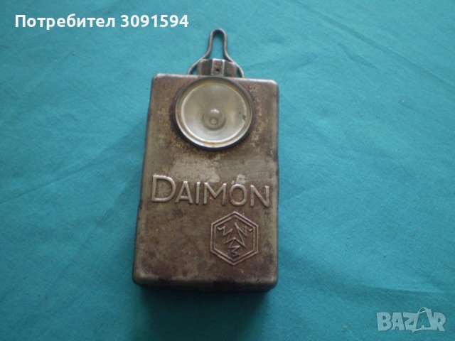 ГЕРМАНСКИ ВОЕНЕН ФЕНЕР ОТ ВТОРАТА СВЕТОВНА ВОЙНА - РЯДЪК 