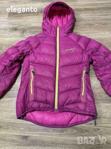 Висок клас дамска зимна пухенка Norrøna Lyngen Lightweight Down 750 Jacket , XS размер, снимка 4 - Якета - 52564650