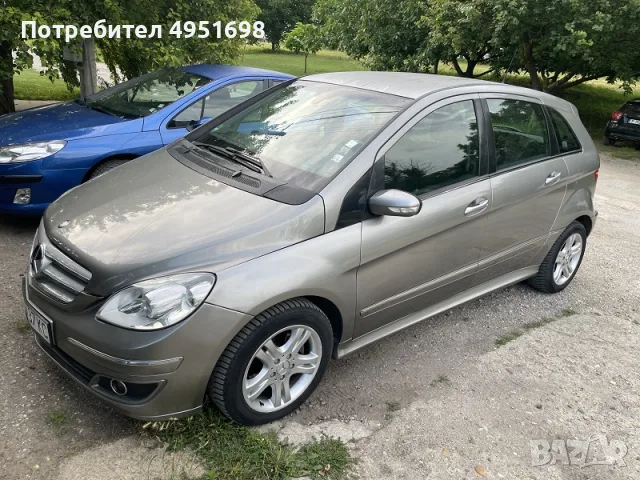 Продавам лек автомобил Mercedes Benz B200