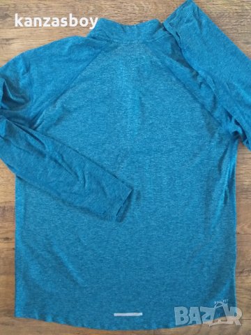 Nike Running Dry element half zip - страхотна мъжка блуза КАТО НОВА, снимка 12 - Спортни дрехи, екипи - 31320556