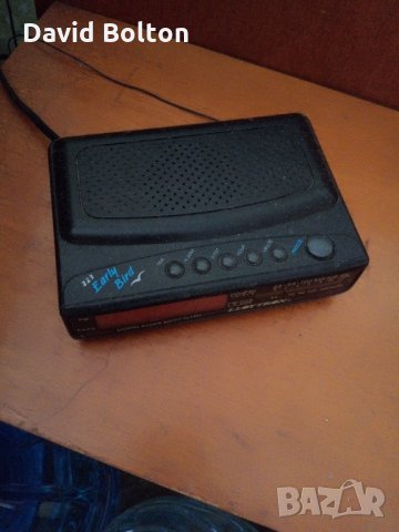 Радио часовник, снимка 2 - Радиокасетофони, транзистори - 32095680