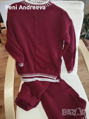 Дамски плетен комплект