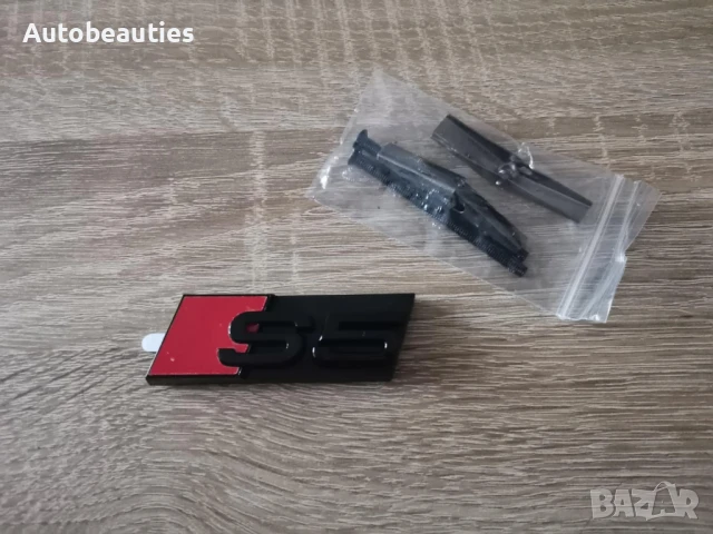 Предна решетка черна емблема Audi S5