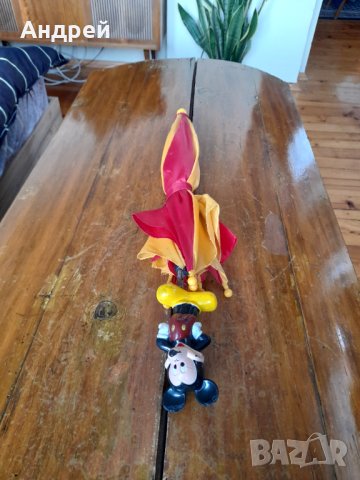 Стар детски чадър Мики Маус