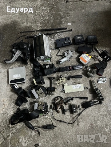 Останали части от Мерцедес w203 c-class Mercedes ЦЕНАТА Е ЗА ВСИЧКО !!