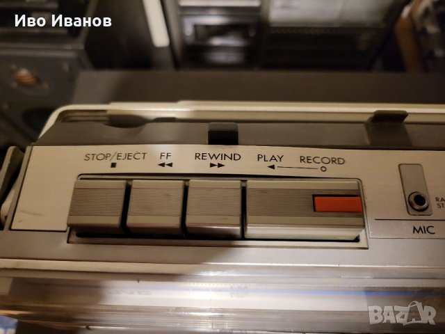 Радиокасетофон JVC, снимка 2 - Радиокасетофони, транзистори - 38087038