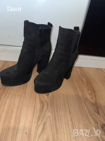 Дамски боти на ток , снимка 2 - Дамски боти - 48936904