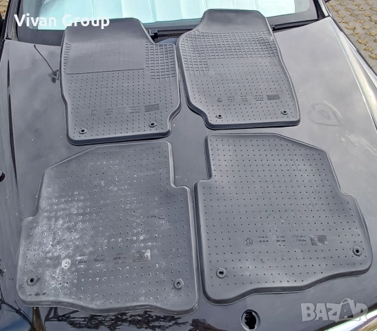 Оригинални гумени стелки Skoda Fabia I, снимка 4 - Аксесоари и консумативи - 51569674