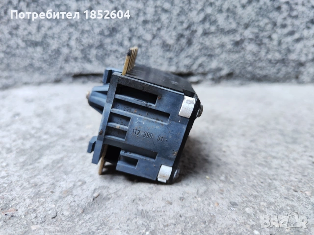 Лостче светлини, мигачии и клаксон Шкода Фаворит, снимка 3 - Части - 53078107