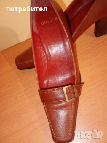 Италиански обувки UNISA, снимка 2 - Дамски елегантни обувки - 54032653