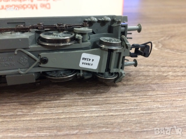 Ел. локомотив "Крокодил" на австрииската фирма "Roco" в мащаб - HO , снимка 8 - Колекции - 53306976