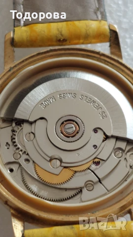 Мъжки швейцарски механичен автоматичен часовник 1970-80г.Отлично състояние, снимка 9 - Мъжки - 50971528