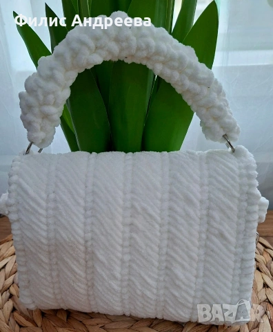 Ръчно изработени дамски чанти ✨, снимка 11 - Чанти - 53949324