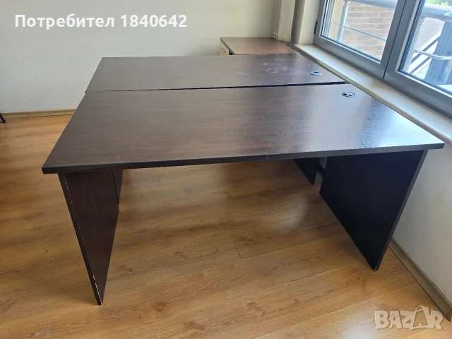 Офис бюра 6 бр + 2 бр стоящи закачалки, снимка 5 - Работни маси и бюра - 56246227