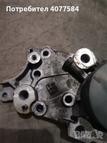 Оригинална водна помпа от Hyundai Santa Fe 2.7 GLS , снимка 3 - Части - 52222386