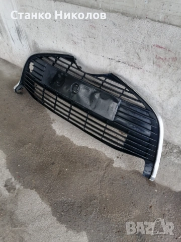 Решетка за Тойота ярис 2014-2017г.