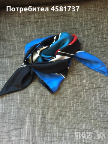 Копринен шал с десен репродукция на картина на César Manrique, снимка 12 - Шалове - 51759046