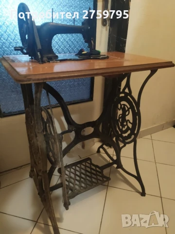 ТОП.КРАЧНА ШЕВНА МАШИНА "Singer"