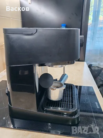Кафемашина DeLonghi , снимка 3 - Кафемашини - 55953717