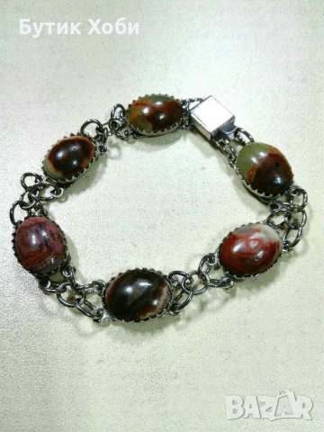 Руска дамска гривна с естествени камъни, снимка 1