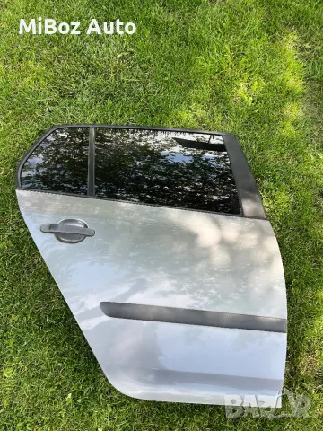 Врата задна дясна Фолксваген Голф 5 VW Golf 