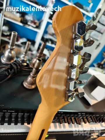 Ел. Китара Vintage Condor EG72B Stratocaster – 1972 Strat Japan копие, maple neck, снимка 8 - Китари - 55720764