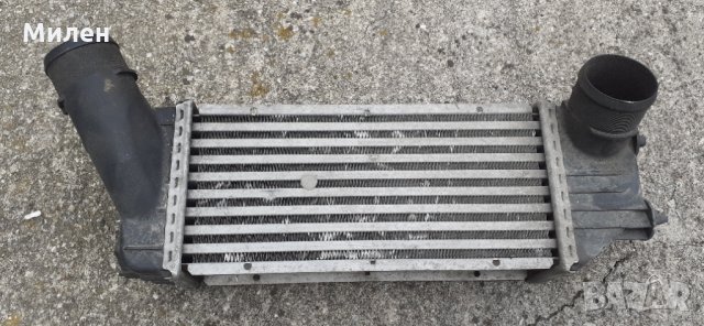 Интеркулер За Ситроен и Пежо. 2004-2010 Година.  Peugeot 307 HDI. Citroen C4.