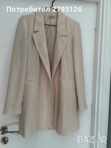 Вталено дамско сако , снимка 2 - Сака - 53107529