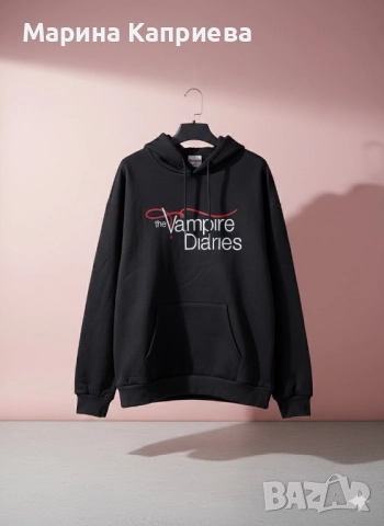 Тематичен нов анорак на Дневниците на вампира