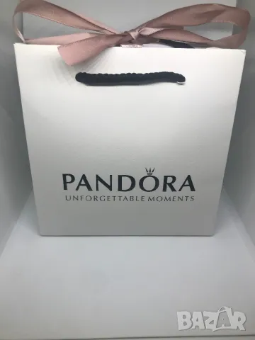 Оригинален Подаръчен Комплект Pandora/Пандора - Чантичка, Кутия, Сертификат и Полираща Кърпичка!, снимка 10 - Бижутерийни комплекти - 49448821