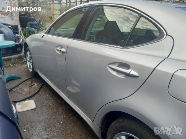 Врата за Лексус  Lexus IS II Sedan (10.2005 - 04.2013), седан, снимка 3 - Части - 40441063