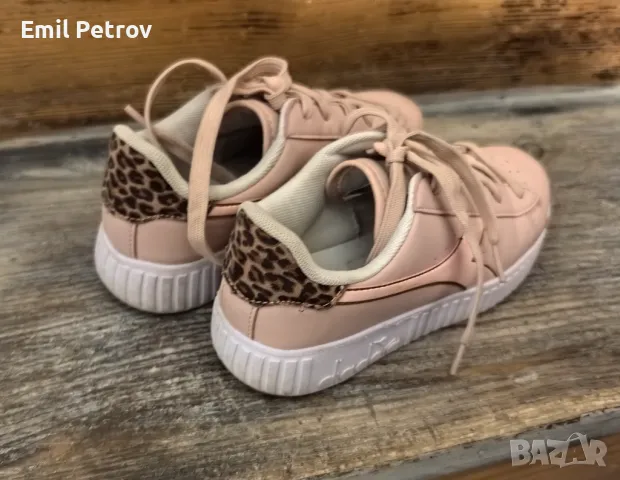 Детски маратонки Диадора , снимка 3 - Детски маратонки - 48033629