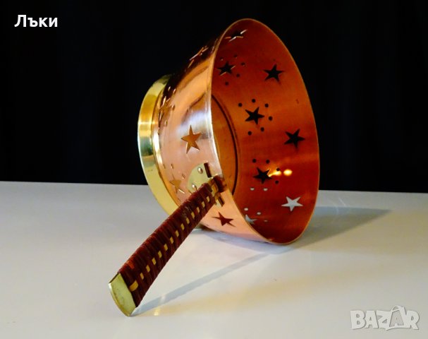 Медна бонбониера,свещник с дръжка и ажур. , снимка 6 - Антикварни и старинни предмети - 29643146