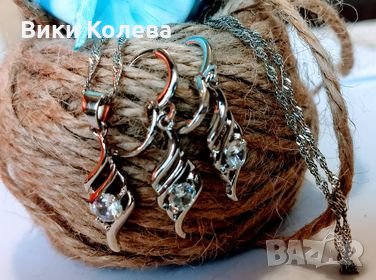 колие и обеци, снимка 2 - Колиета, медальони, синджири - 30920015