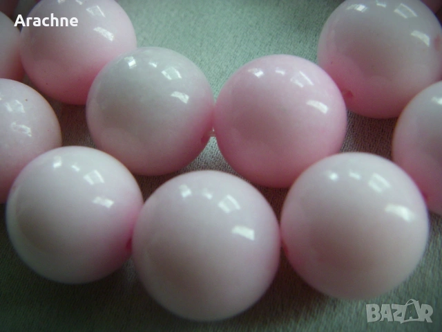 Едър гердан от рядък розов нефрит, снимка 4 - Гривни - 53304996