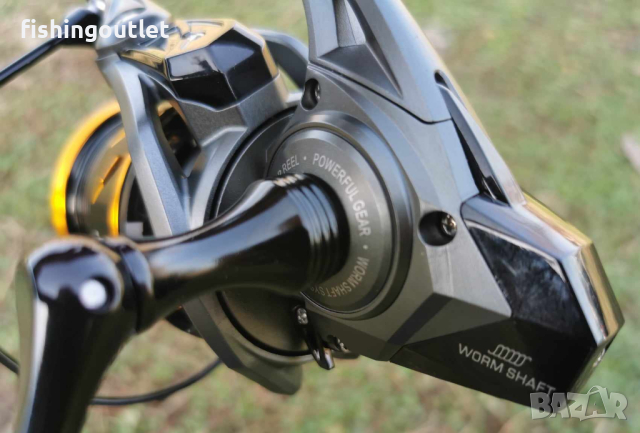 Фидер макара с червячна предавка и 11 лагера Osako Casting 4500/5500, снимка 5 - Макари - 44534908