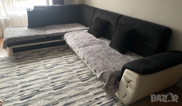 Разтегателен ъглов диван