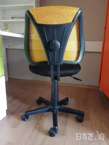 Въртящ се стол за бюро, офис, ученически, Кринг, снимка 3 - Столове - 35840277