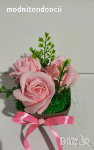 Подаръчна кашпа със сапунени рози, снимка 2 - Декорация за дома - 51764561