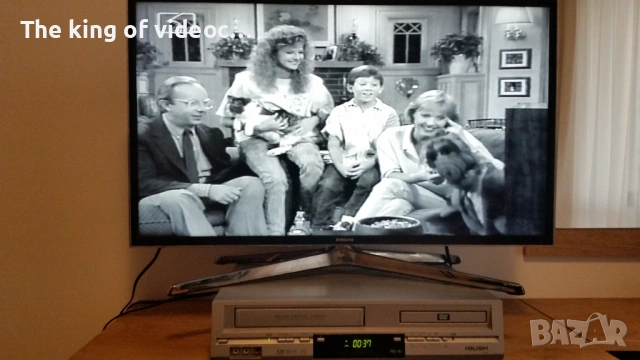 Видеокасета записи от Канал 1 : "Пришълци 86г. ", "Алф", " Елвис" VHS, снимка 9 - Други жанрове - 53185859