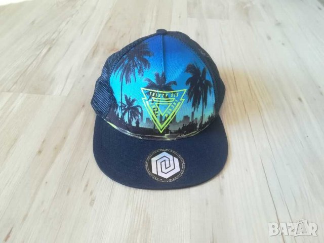 Нова! Шапка с козирка H&M 8-12 г