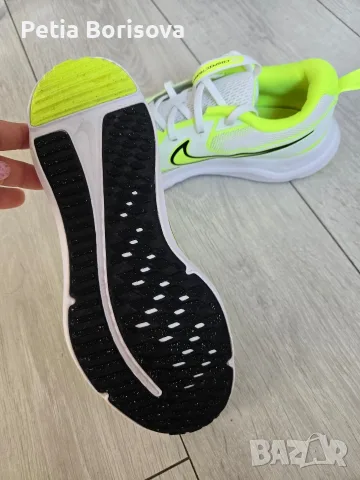 Детски маратонки Nike, снимка 3 - Детски маратонки - 55795742