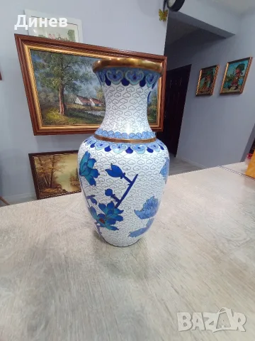 Китайска ваза Клоазоне (Cloisonné) – изящна изработка от мед, емайл и позлата (21х11 см), снимка 6 - Вази - 55946336