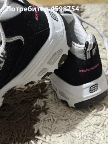 Дамски маратонки на Skechers, снимка 4 - Дамски ежедневни обувки - 56510360