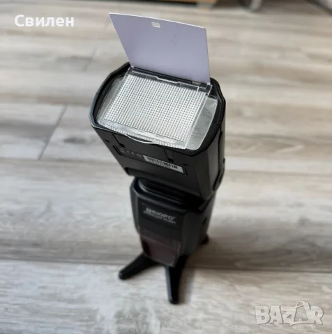 Светкавица за фотоапарат Никон и Канон, снимка 10 - Светкавици, студийно осветление - 35719950