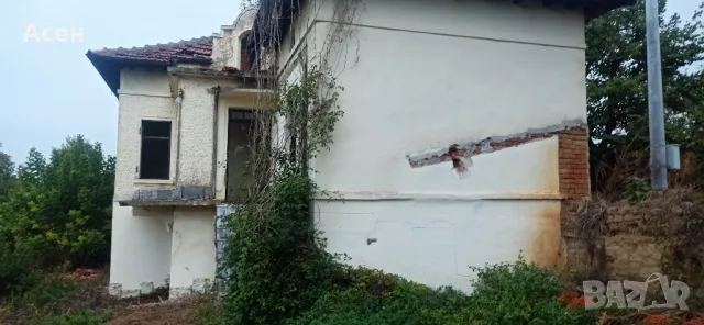 Къща с двор в село Бистренци, снимка 2 - Къщи - 50294542