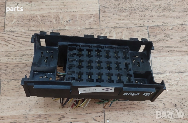 Бушонна Кутия Опел Кадет - Астра - Аскона - Корса, снимка 4 - Части - 52598897